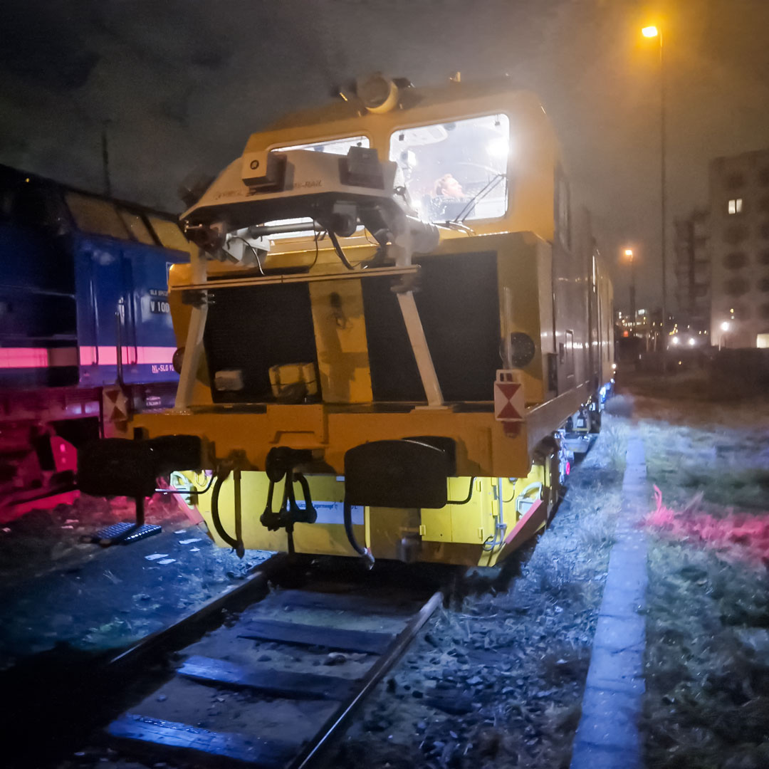  240115_Vermessungszug_EM100VT-1.jpg